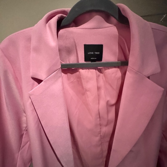 Pink Blazer & Pants Set – Size M 💕 - Picture 3 of 3